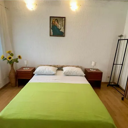 Near The Draga Lejlighed